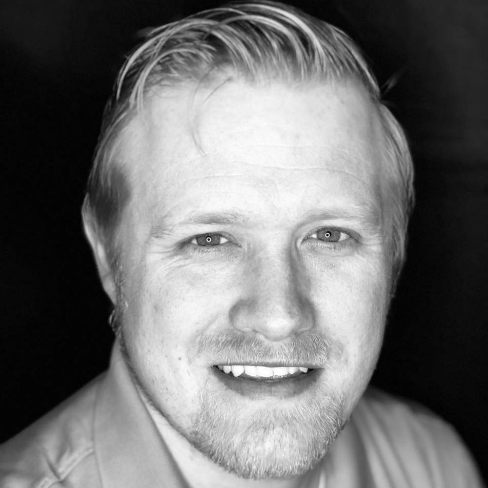 Meet your Posher, Travis